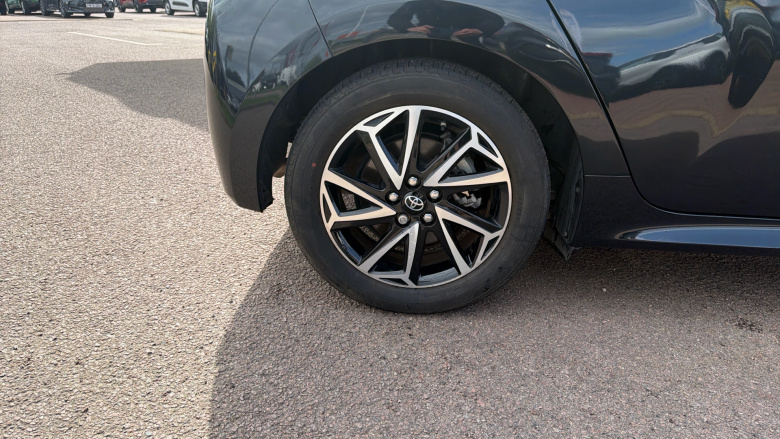 Toyota Yaris 1.5 Hybrid Design 5dr CVT Hybrid Hatchback